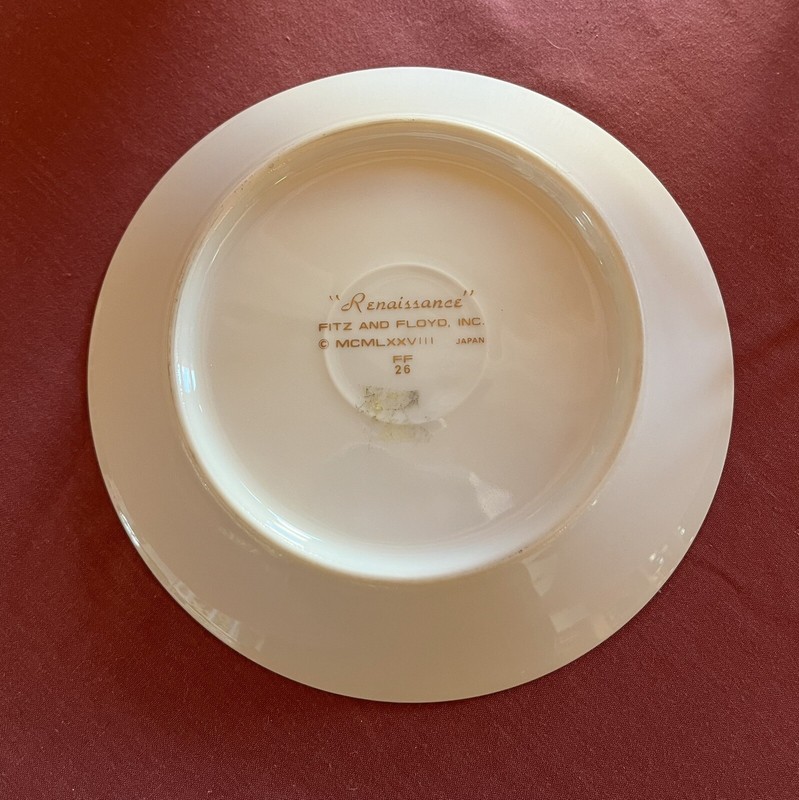 Fitz and Floyd Renaissance Peach Four Pc Place Setting Included NOS 3 Available gallery