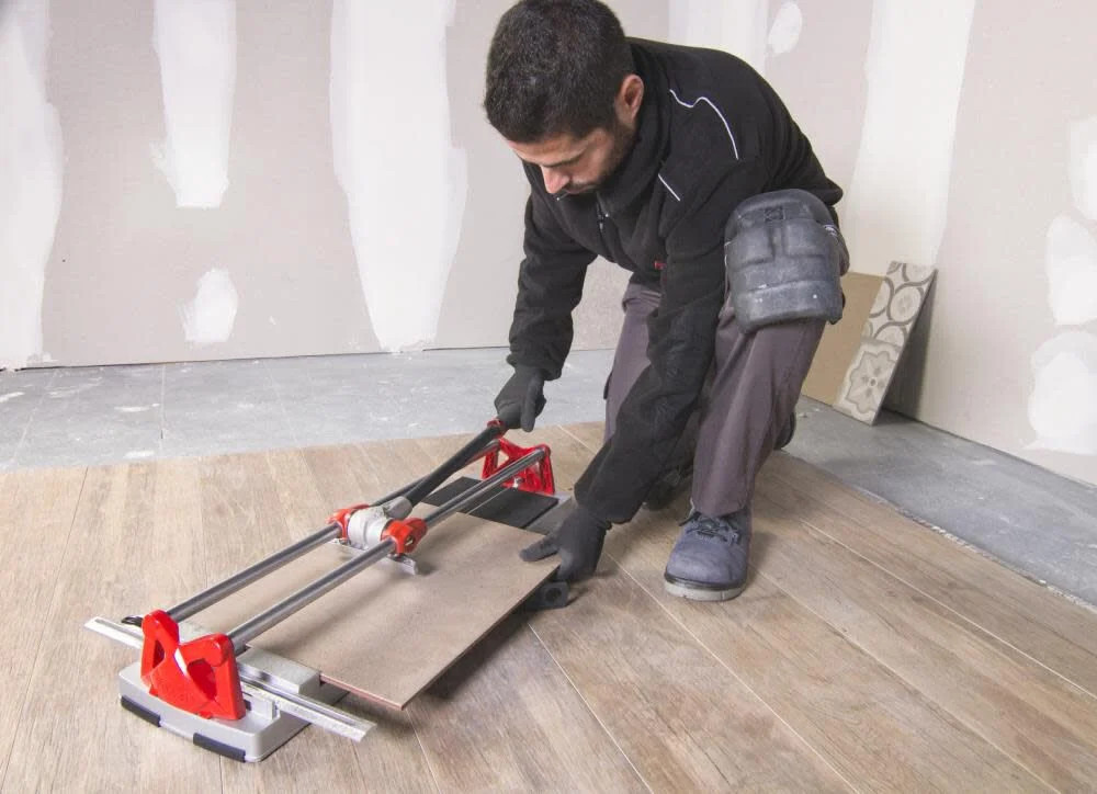 Rubi 24 In. Speed-Magnet Tile Cutter gallery