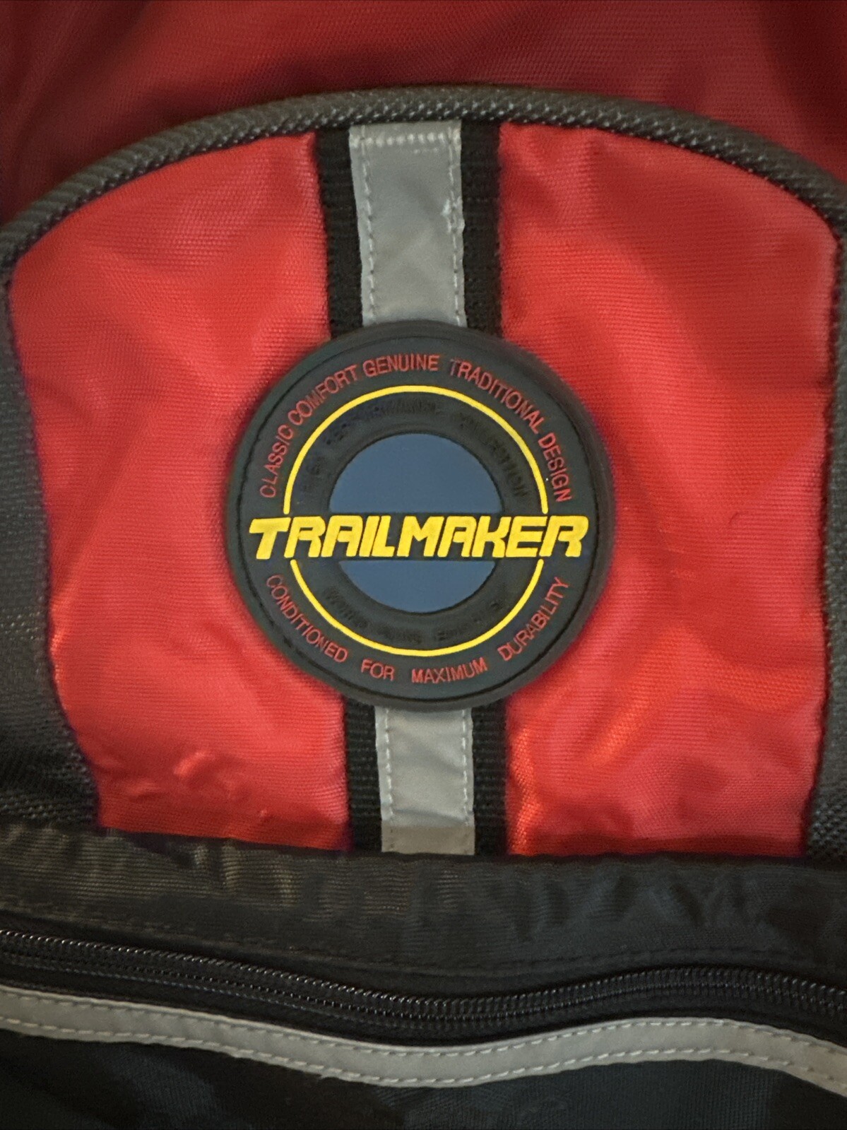 Trailmaker Backpack Hiking Camping Multi Pocket Red Black Vintage ? 3