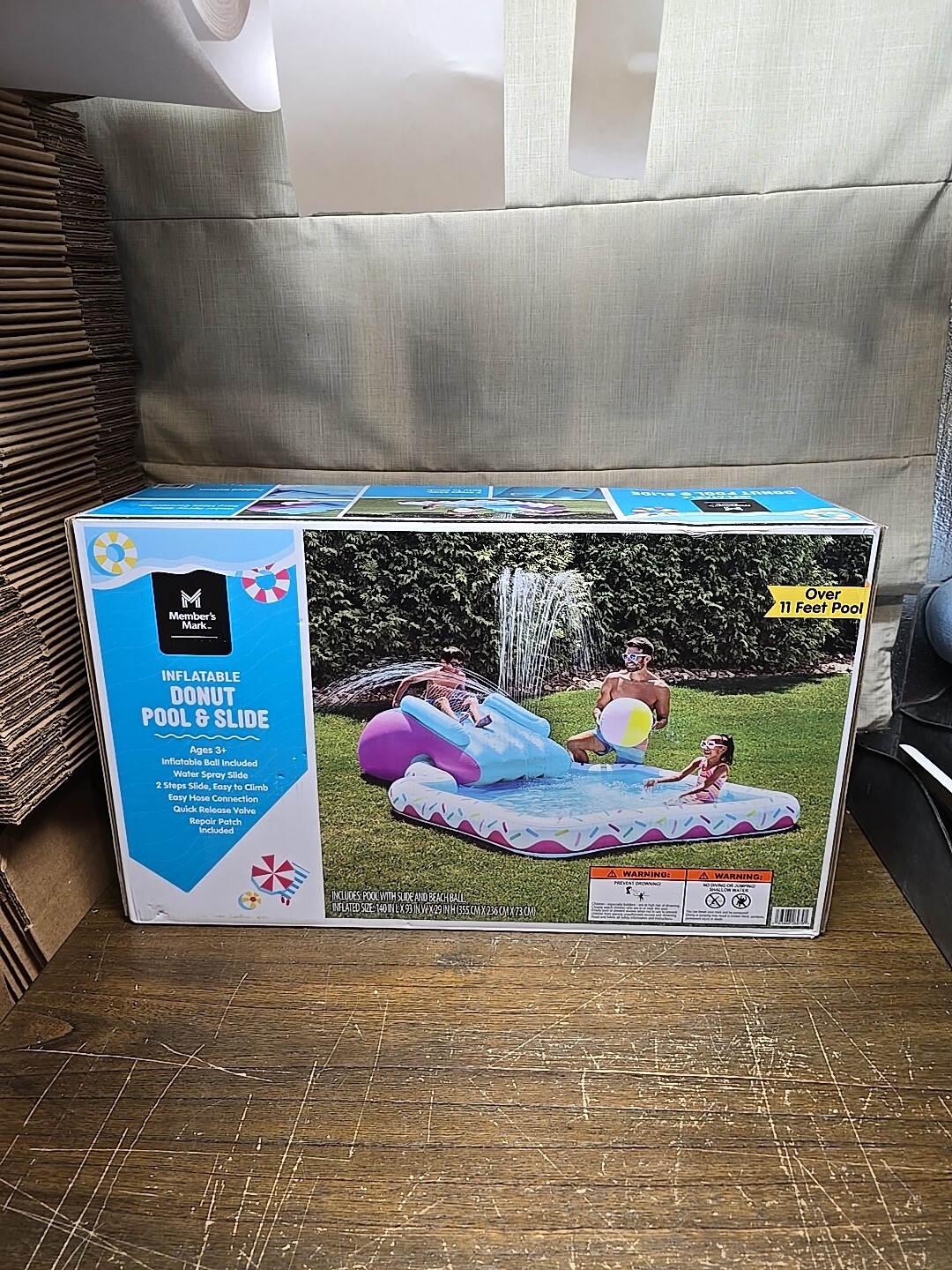 MEMBERS MARK 11’ Inflatable Donut Pool & Slide Pink gallery
