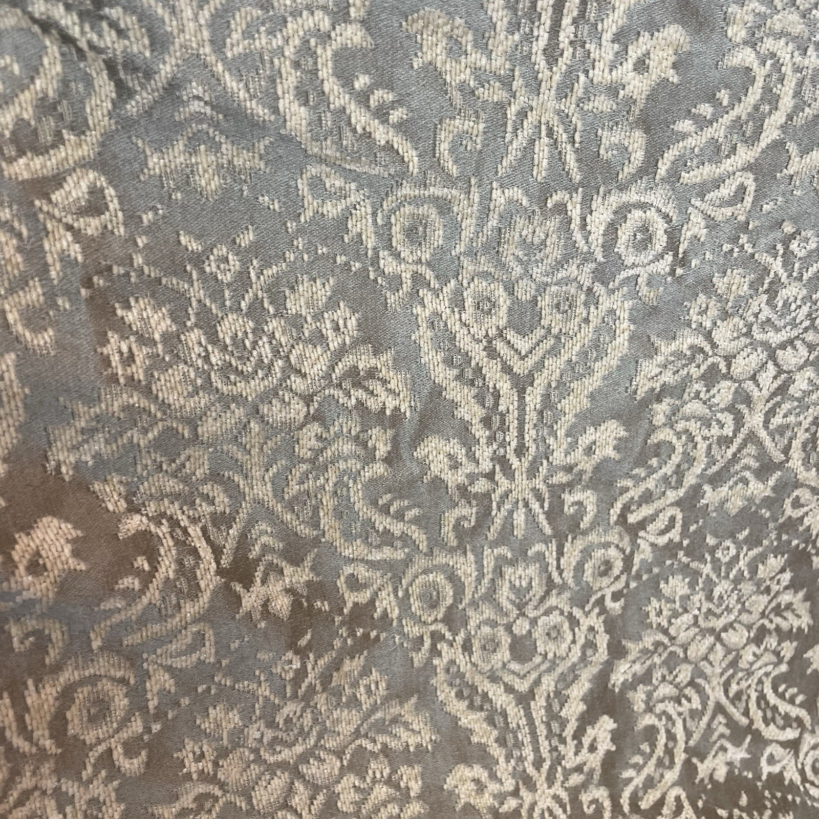 Croscill Damask Bedskirt Dust Ruffle California King Size 14" Drop Split Corners gallery