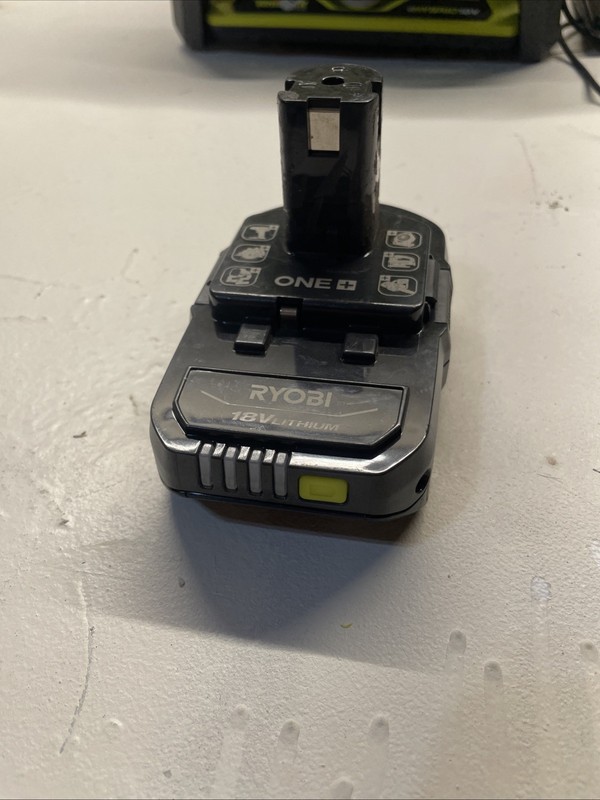 Ryobi 18v Screwdriver - Includes 1.5Ah Battery & Charger gallery