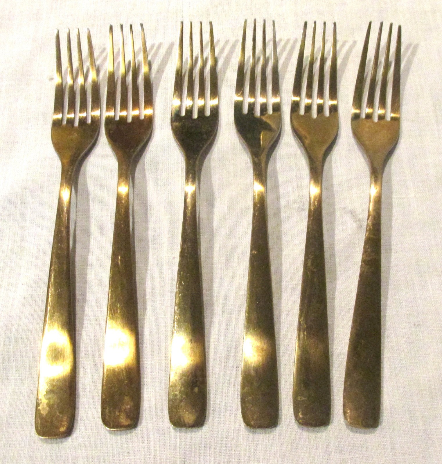 Cambridge Gold Electroplated Stainless Dinner Forks - 6 gallery