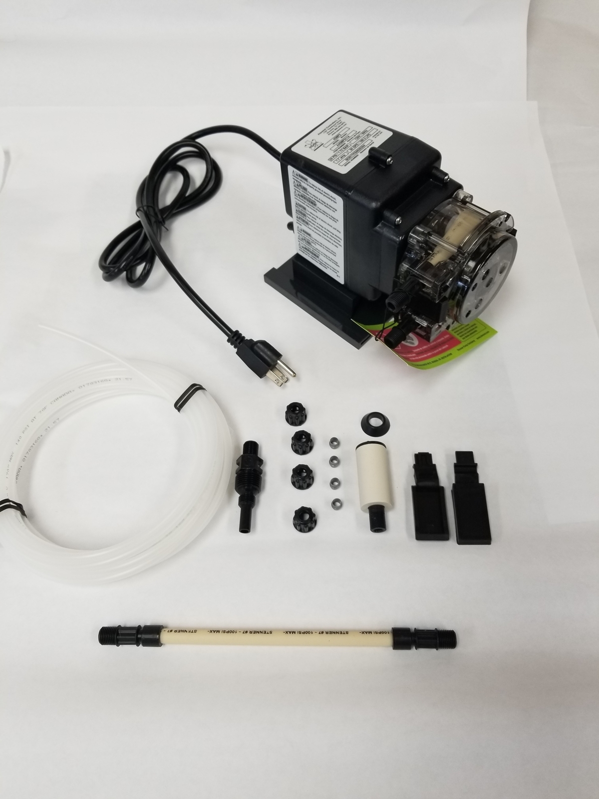 Stenner Pump 85MP5 - 85 gpd. Fixed Rate - 25psi - 85MFL5A1S gallery