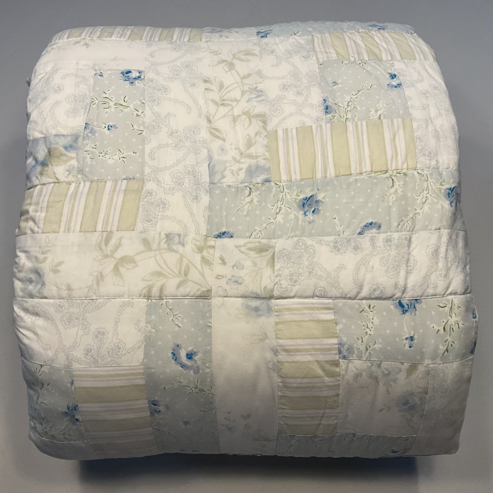 Simply Shabby Chic King British Rose Ruffle Patchwork Quilt/Coverlet 86x94 VGUC gallery