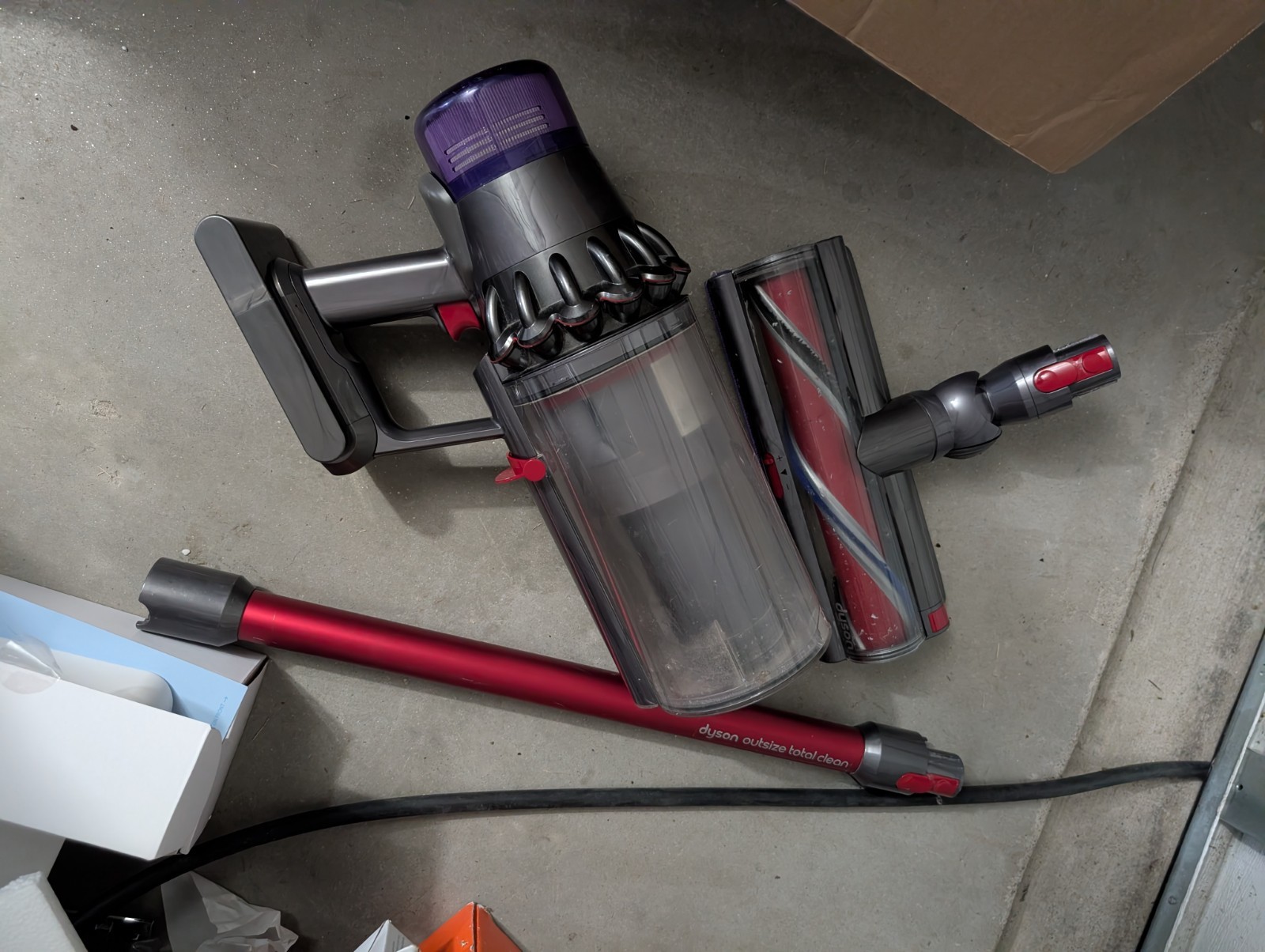 Dyson Outsize Total Clean Cordless Stick Vacuum Cleaner - Nickel/Red gallery