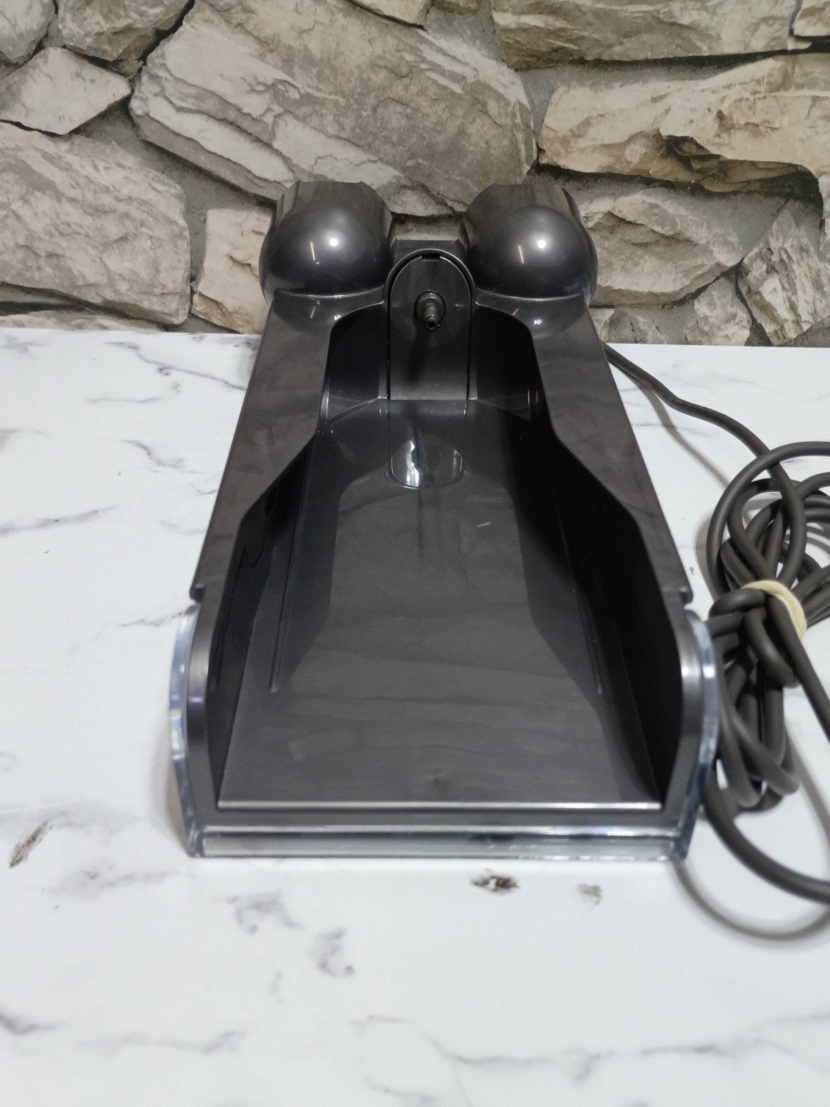 Genuine Dyson V11 Wall Mount Dock Charger Bundle 217160-02 OEM gallery