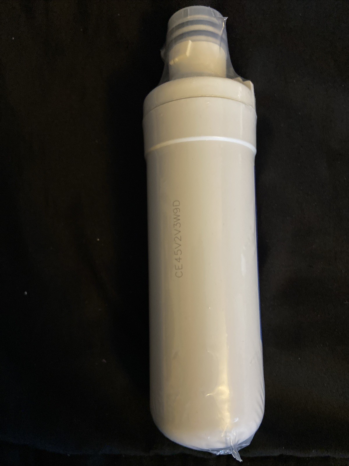 Waterdrop Model WD-F46 Refrigerator Water Filter Replacement gallery