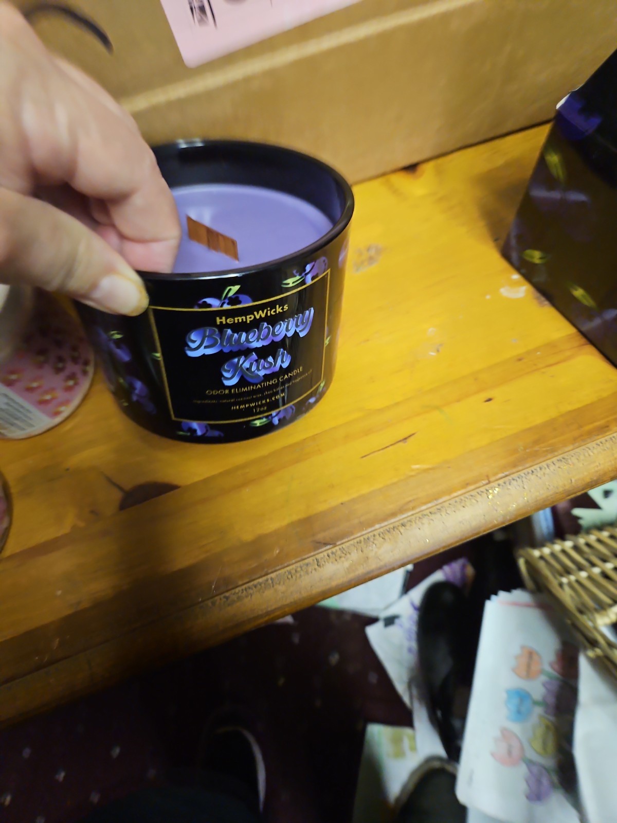Hemp Wick BLUEBERRY KUSH 20OZ. CANDLES gallery