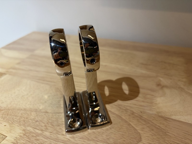 RH Classic Collection Rod Brackets Pair 1.25 ID, Polished Nickel Open Box gallery