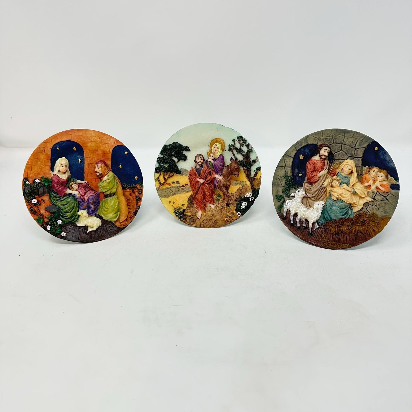 Vintage 3D Resin Nativity Plates Set of 3, Xmas Decor, Built-In Wire Stands READ gallery