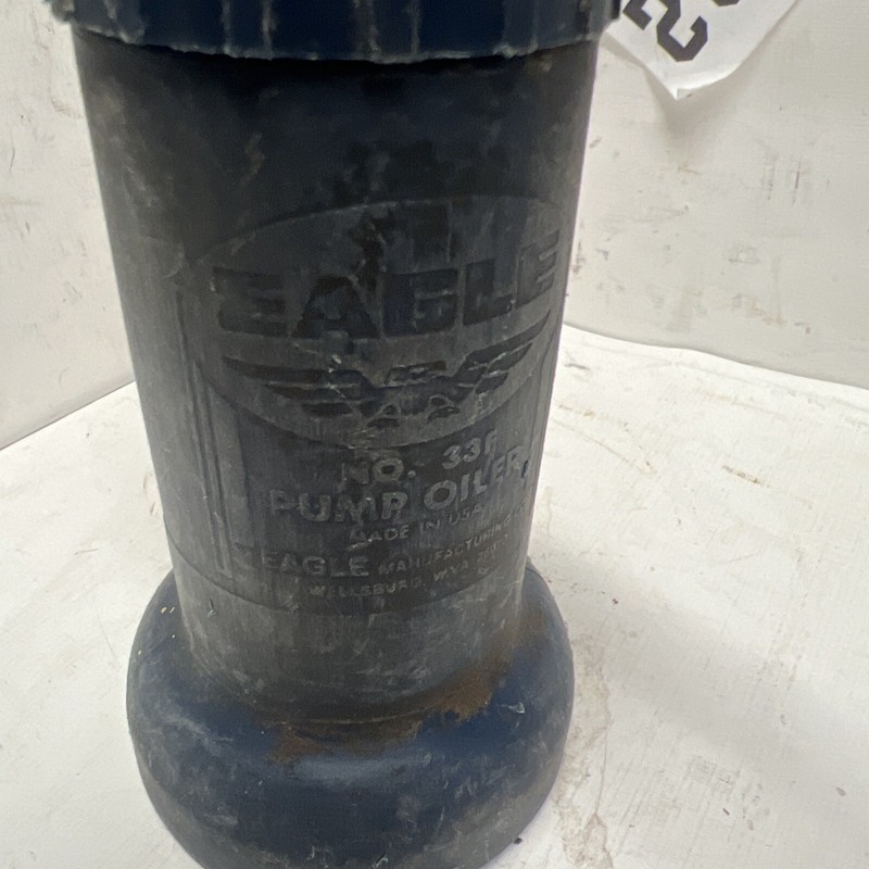 Vintage Eagle 33F Pump Oiler- with Flexible Metal Spot - gallery