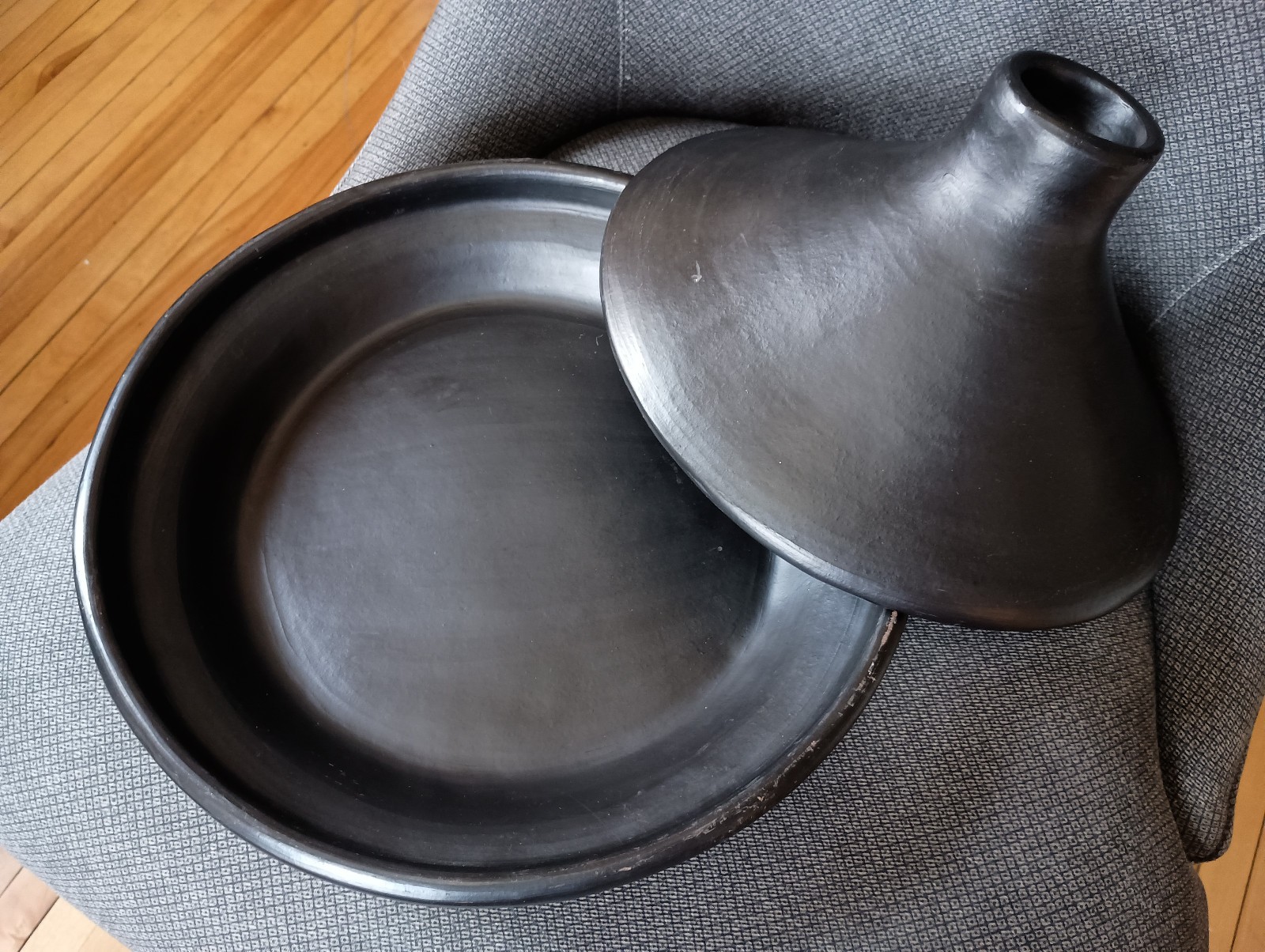 Columbian Black Clay Ceramic Tagine - never used - lead-free matte finish gallery