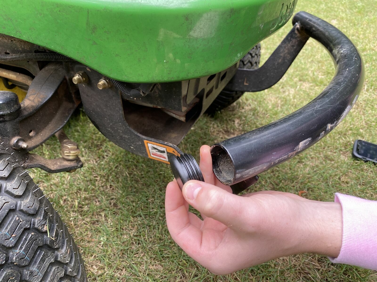 Two Front Bumper Replacement End Cap Plugs fit John Deere Lawn Tractors gallery