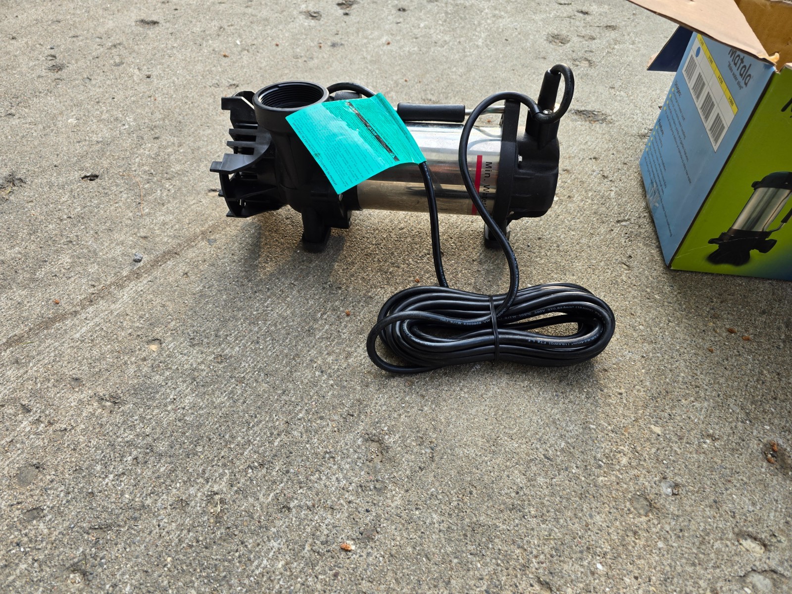 Matala Versiflow V- 3200 GPH High Flow Multi-purpose Submersible Pond Sump Pump gallery