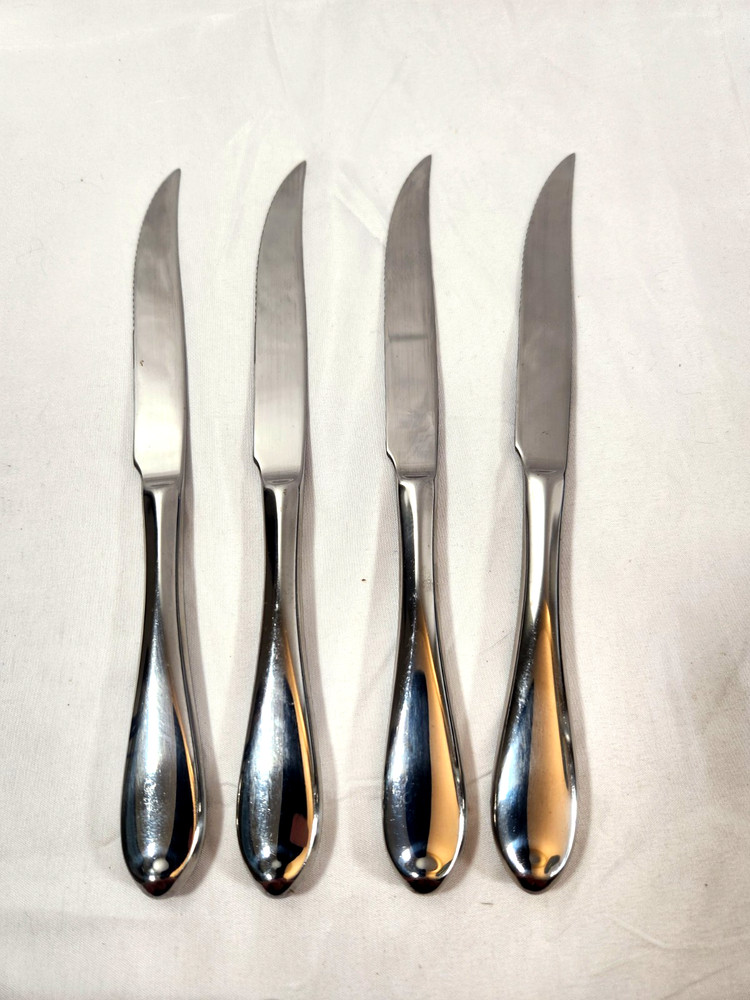Gorham Studio Steak Knives 4-pc Serving Set Thailand Stainless Steel 18/10 Gloss