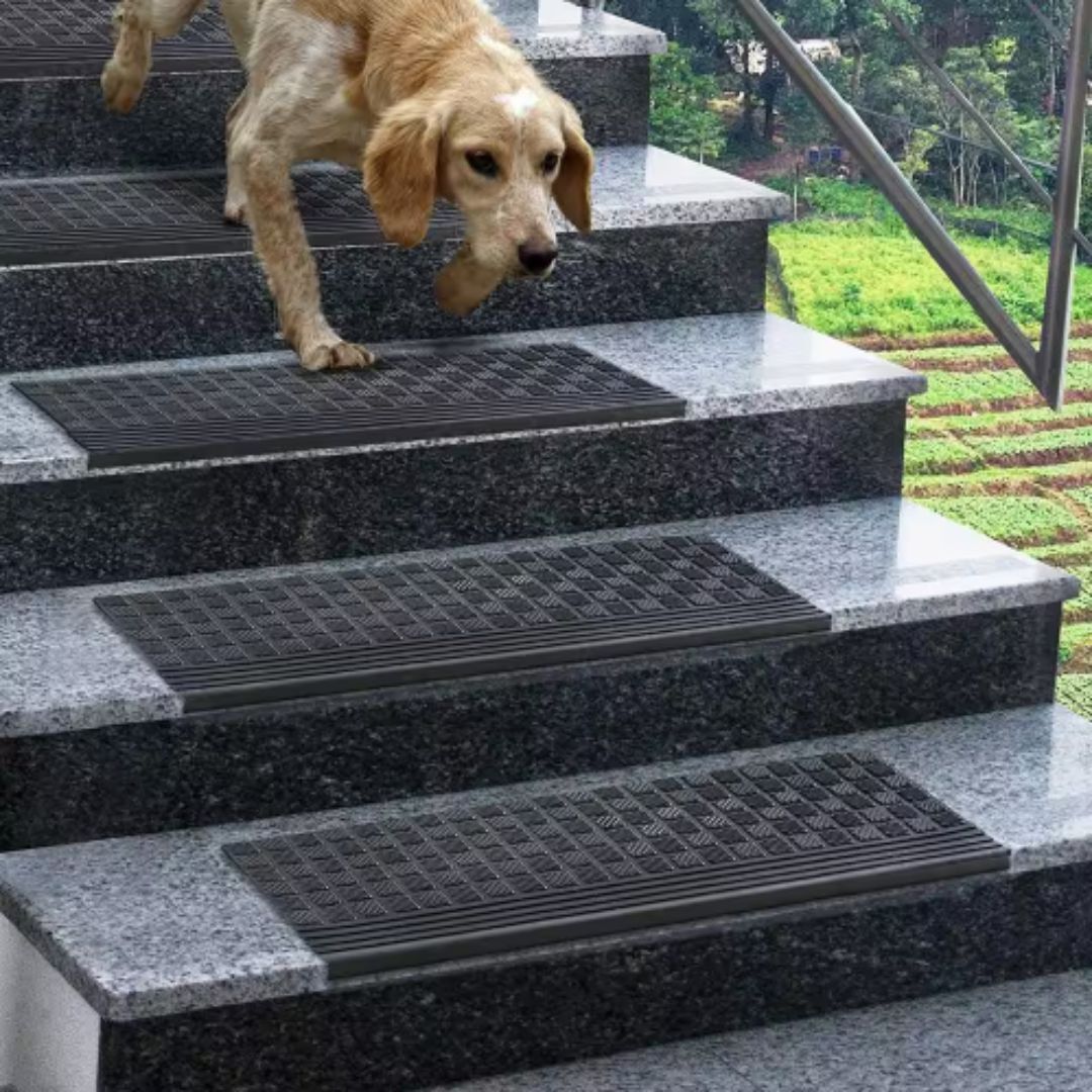 Rubber Stair Treads Waterproof Low Profile Non Slip Indoor/Outdoor Black (5 Set) gallery