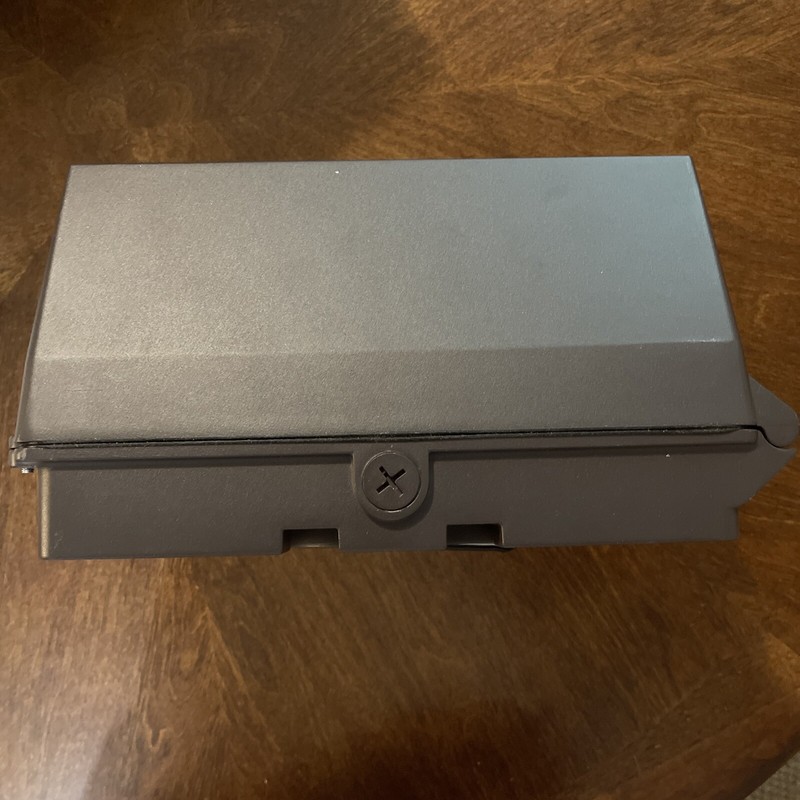 Medium Wall Pack 90w -110-277 Volts - 5000k CCT gallery