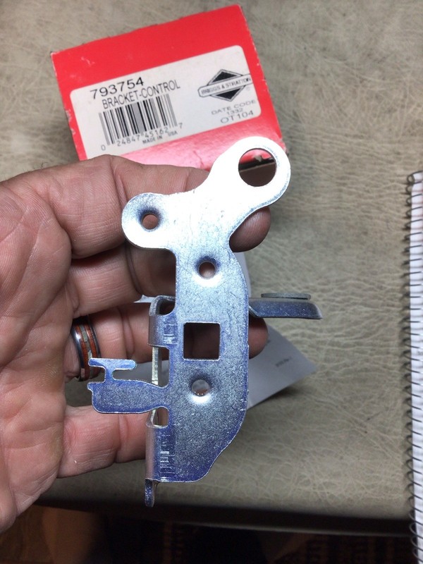 793754 Control Bracket Briggs And Stratton New Oem gallery