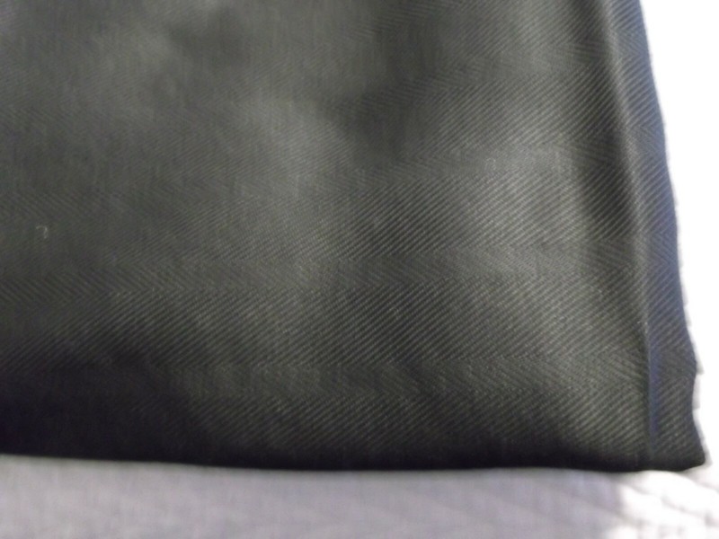 2 Polyester 52 X 72 Rectangular Tablecloths, 1 Emerald Green, I Black EUC gallery