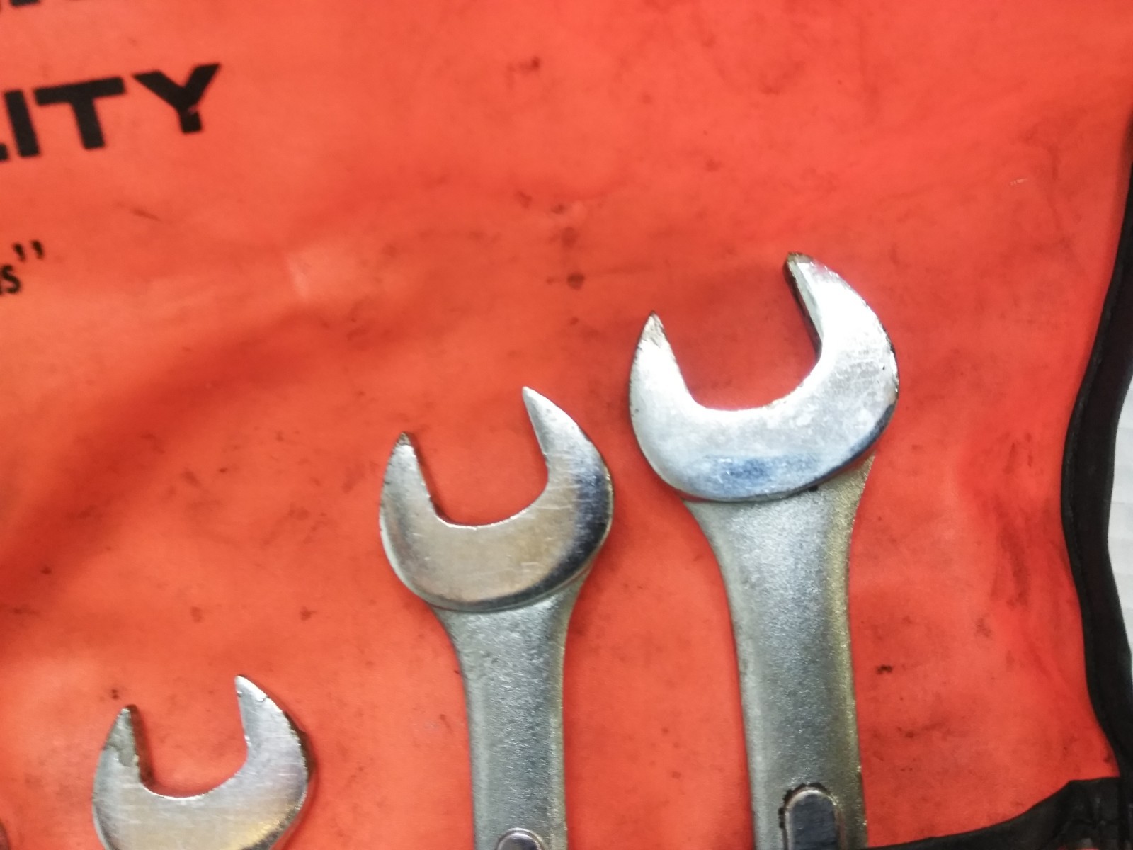 VTG. FLEETWOOD 11-PC METRIC COMBONATION WRENCH SET ( 7MM TO 19MM) IN POUCH gallery