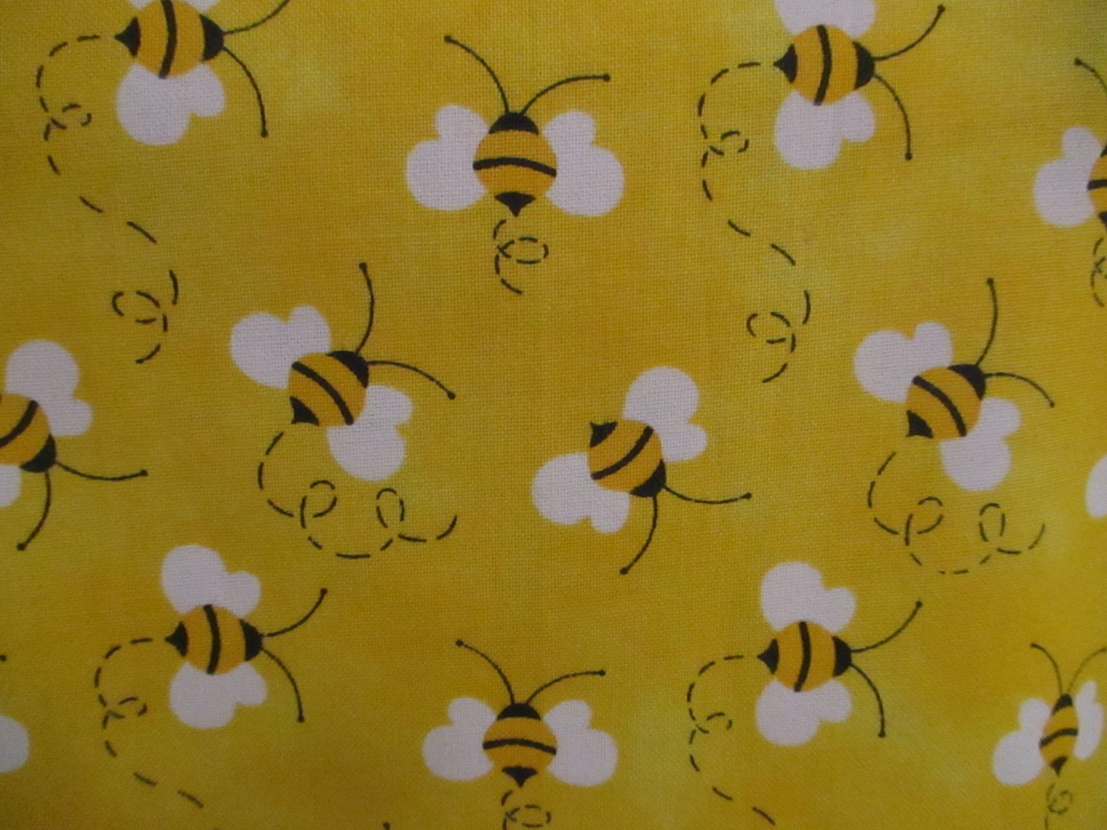 HANDMADE CRISS CROSS APRON BEES gallery
