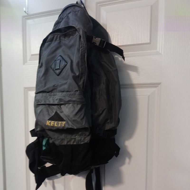 Kelty Grey Redwing Vintage Internal Frame Backpack / Ski Touring /Climbing pack 2