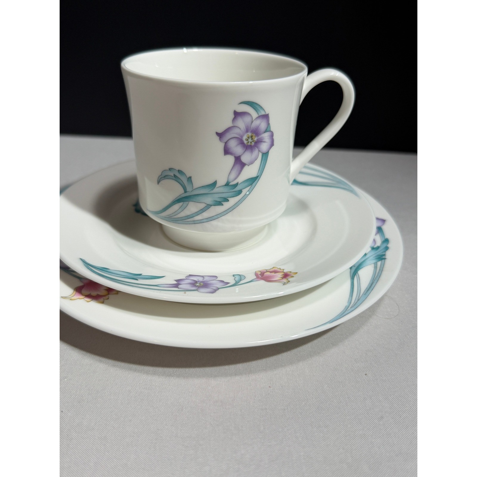 Lenox Decor Isle Royale 3 Piece Tea Set Cup Saucer Plate Floral Japan 7877 gallery