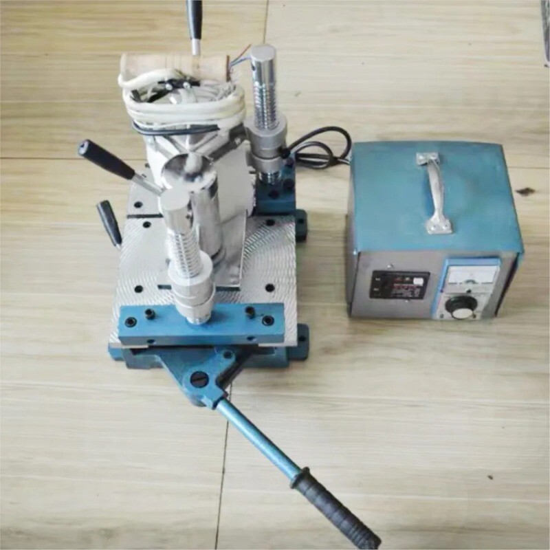 Plastic Steel Door and Window Manual Welding Welding in Kinda Welding Machine gallery