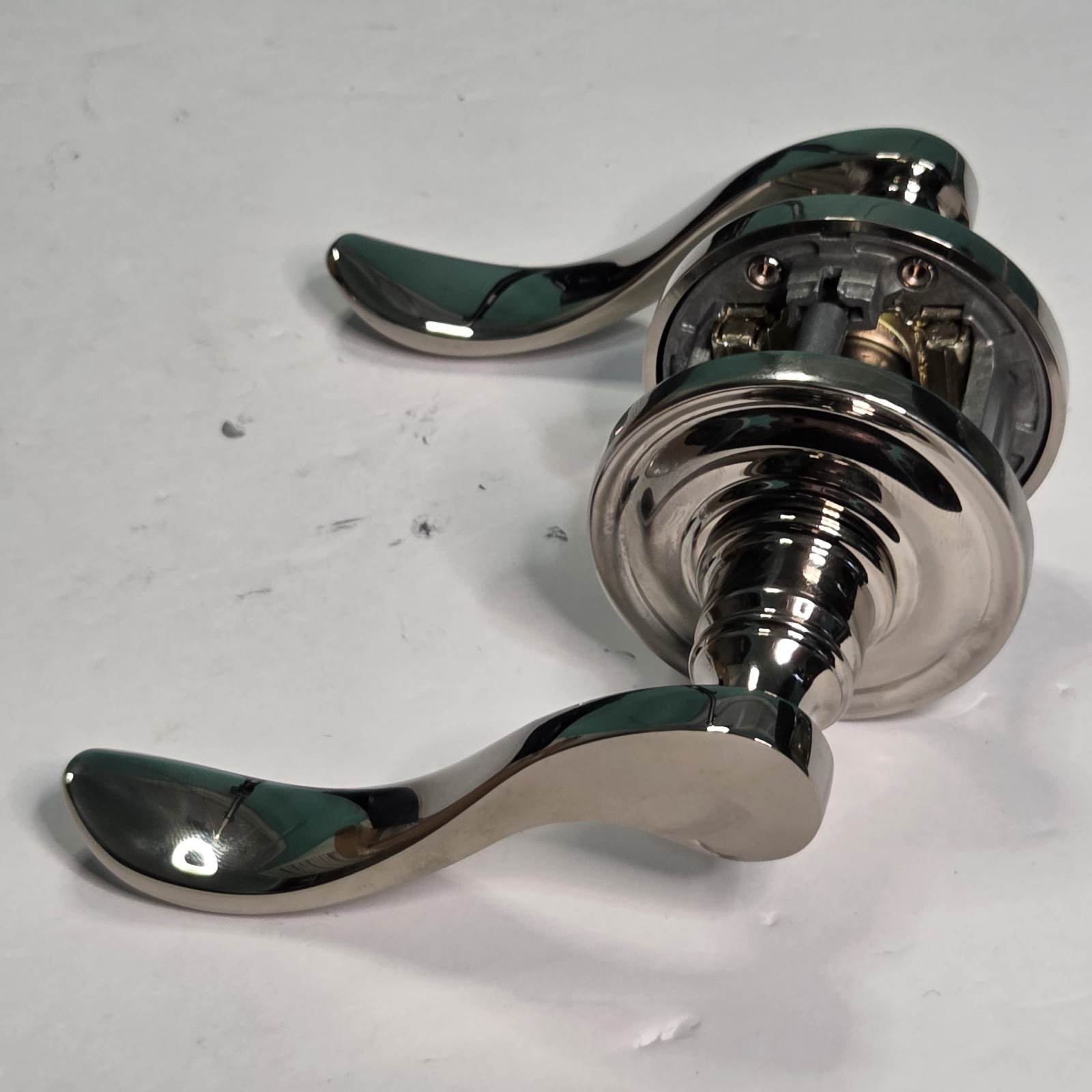 Baldwin Reserve Curve Lever Passage Set Traditional Round Rose Polished Nickel gallery