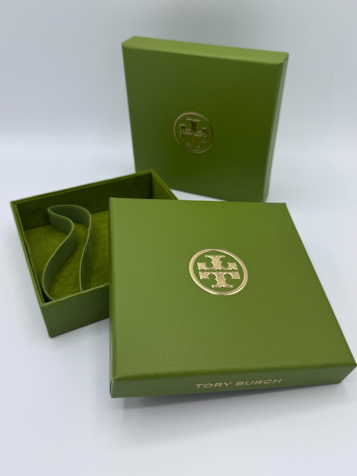 Empty Tory Burch Green Square Gift Card Box w/ Elastic Band 4.75 x 4.75 x 1.25 gallery