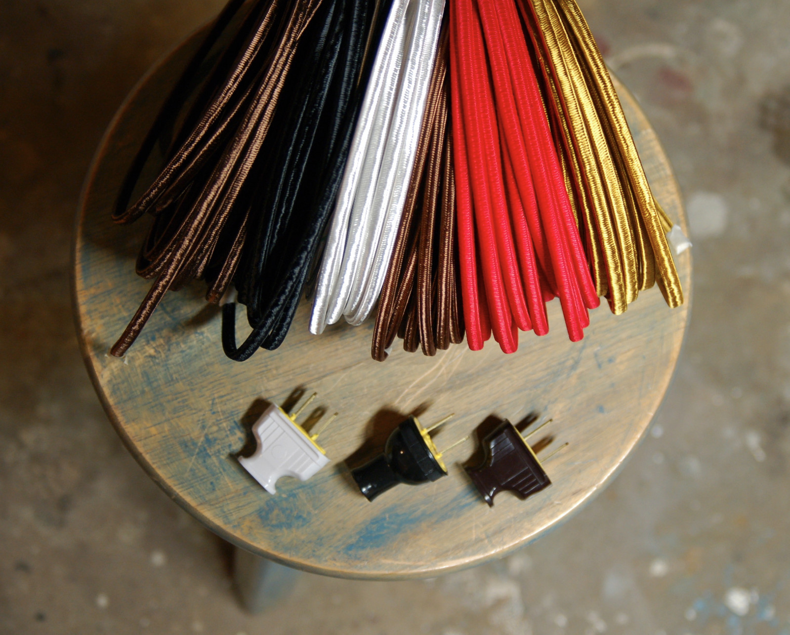 25' Cloth Covered 2-Wire Electrical Cord - Vintage Style Fabric Lamps, Fans, USA gallery