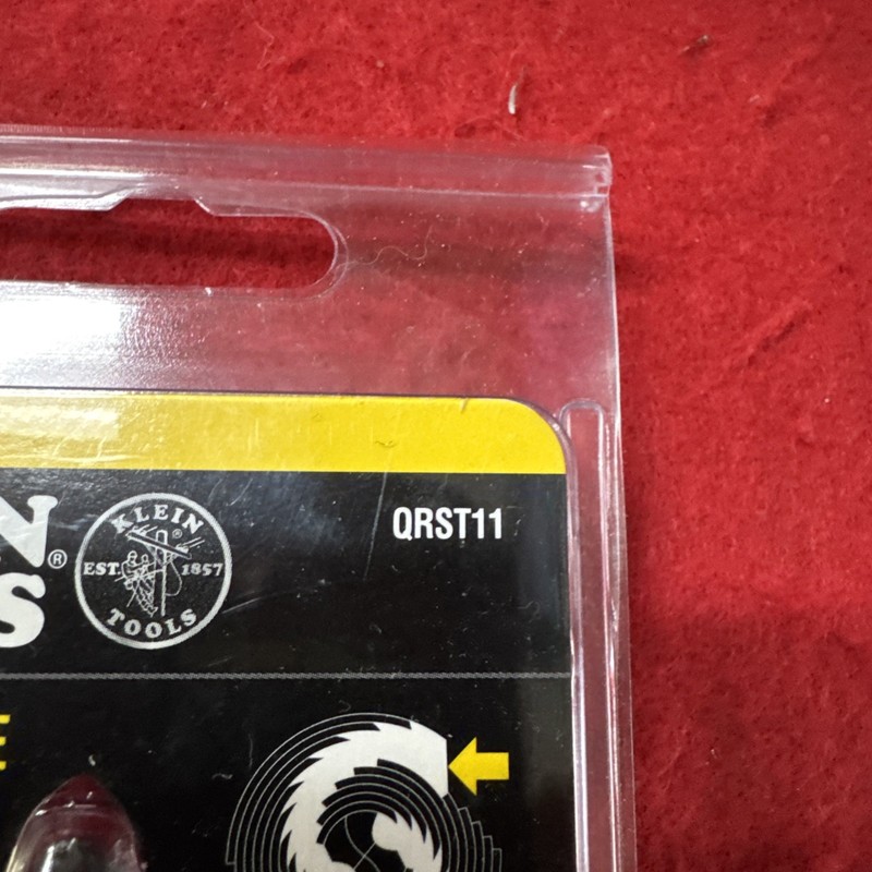 Klein Tools QRST11 Step Drill Bit, Quick Release Spiral Flute 7/8 to 1-1/8 In. gallery
