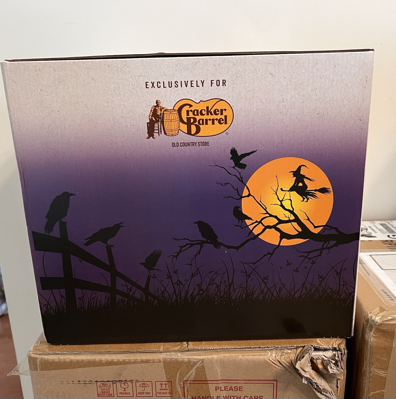 Cracker barrel 2026 STAINED GLASS WITCH HAT LAMP VIRAL HALLOWEEN DECOR Nib! gallery