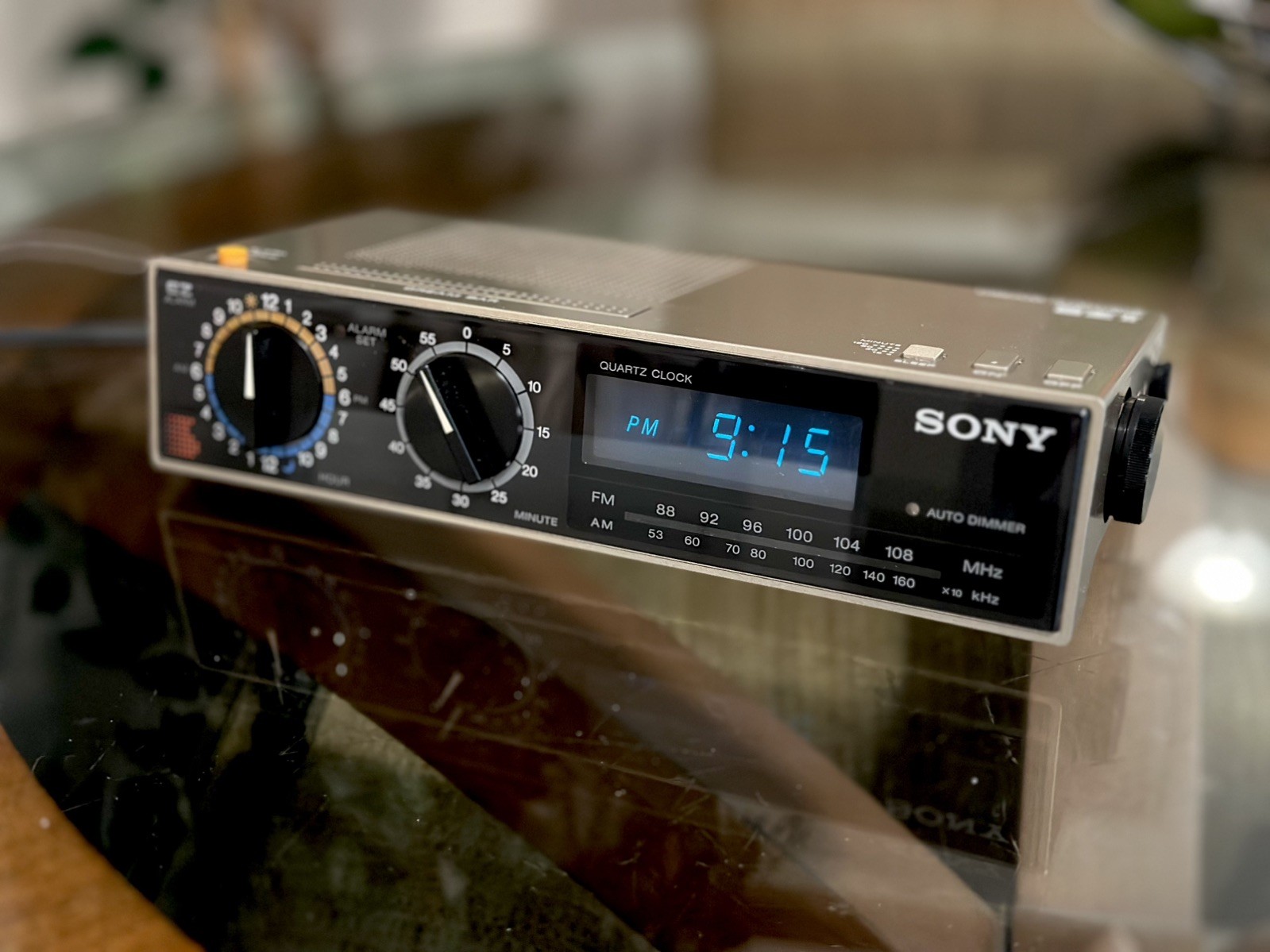 Vintage Sony Dream Machine Easy Alarm EZ-II Clock Radio EZ-2 gallery
