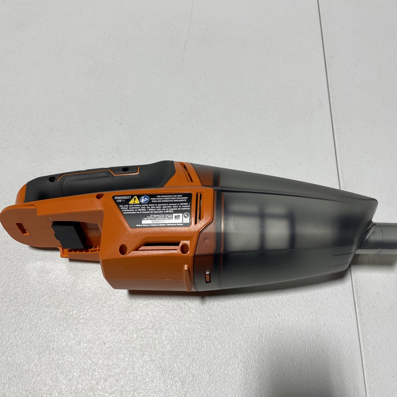 RIDGID 18V Cordless Handheld Vacuum R8609021B Tool Only Orange/Gray gallery