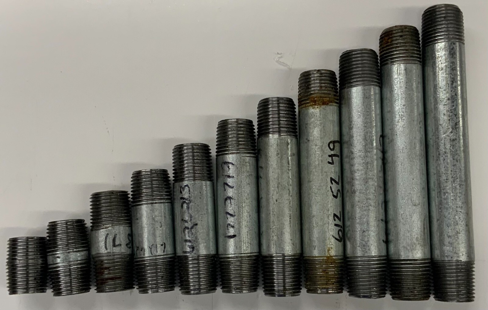 1/2" Galvanized Pipe Nipple NPT Threaded Both Ends gallery