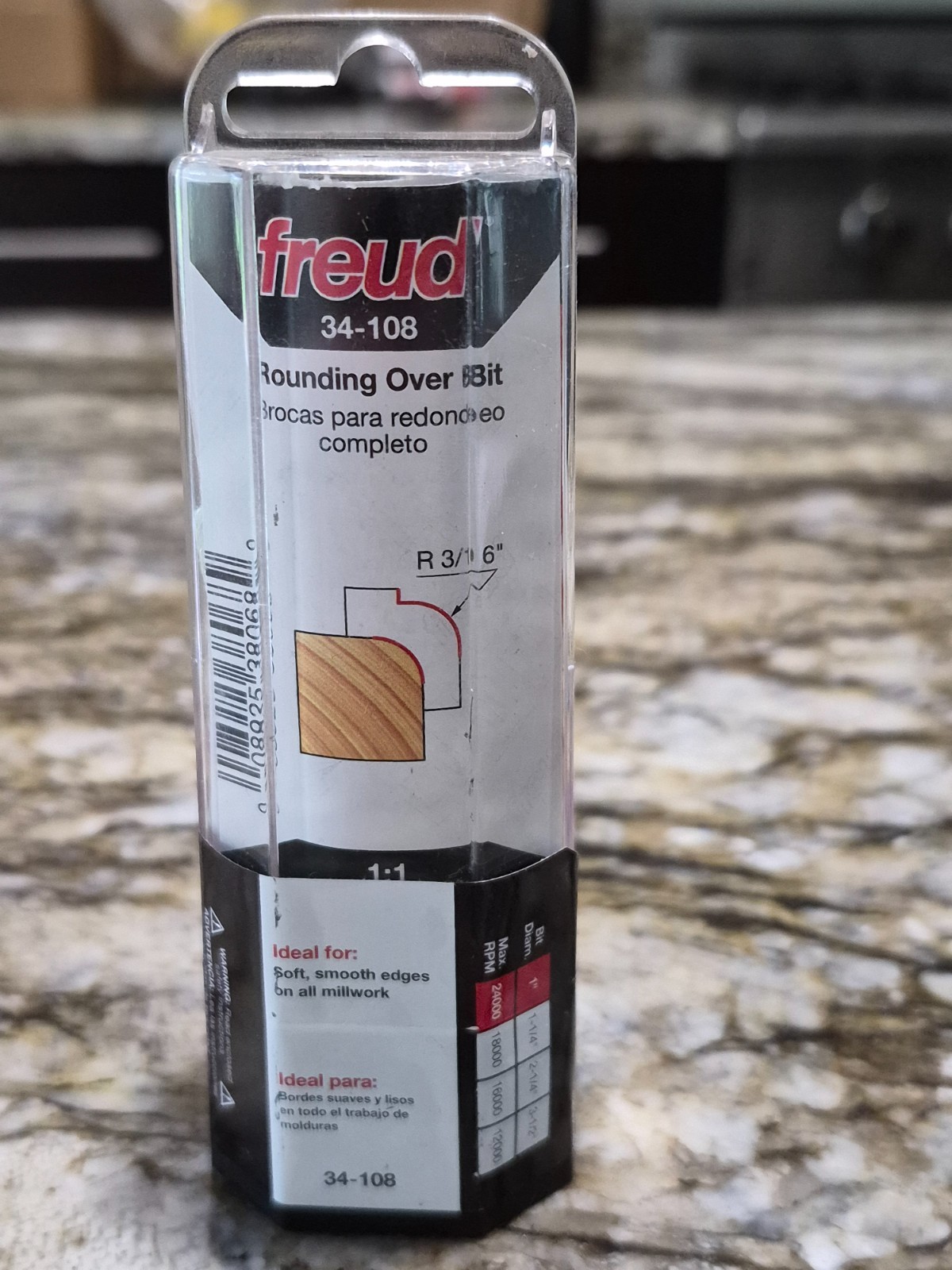 Freud 34-108 3/16-Inch Radius Rounding Over Bit with 1/4-Inch Shank gallery