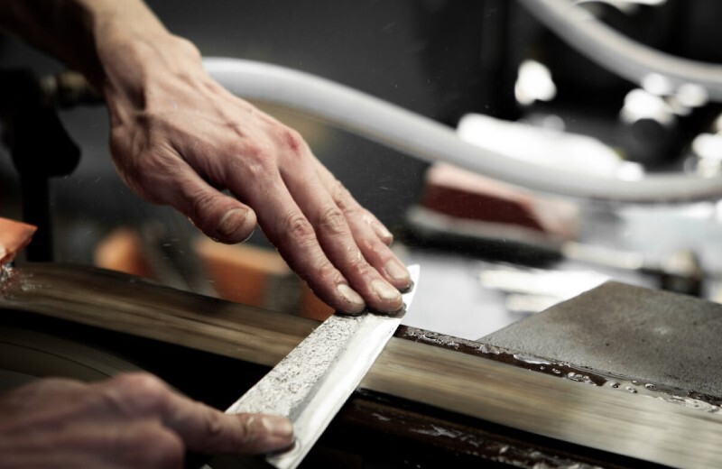 Tojiro Atelier CLASSIC Gyuto Chef's knife 180mm (7.09 in) AW-1/CH180-V63R gallery