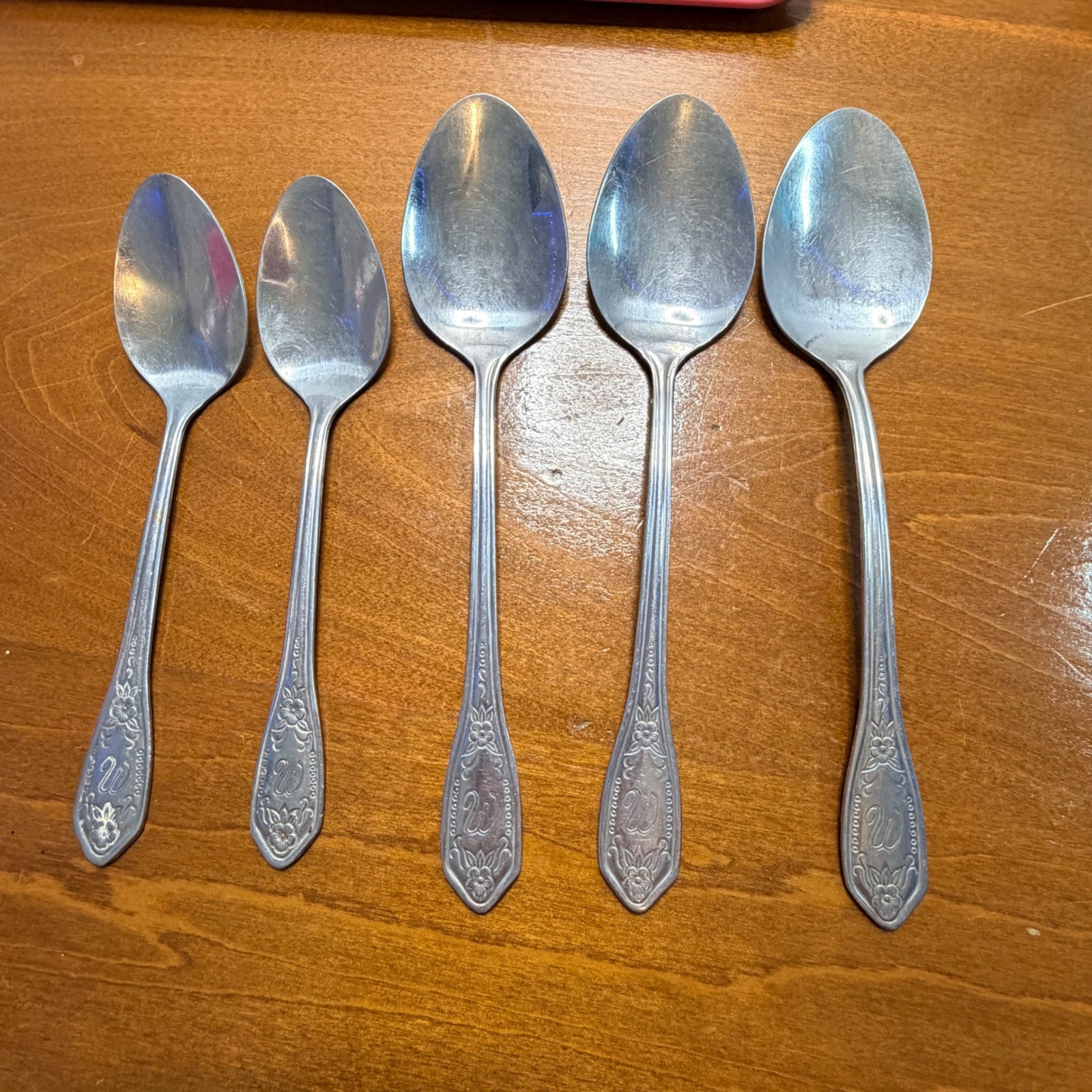 Customcraft Stainless Taiwan Monogram W Floral 5 Piece Spoon Set 2 Tea 3 Table gallery