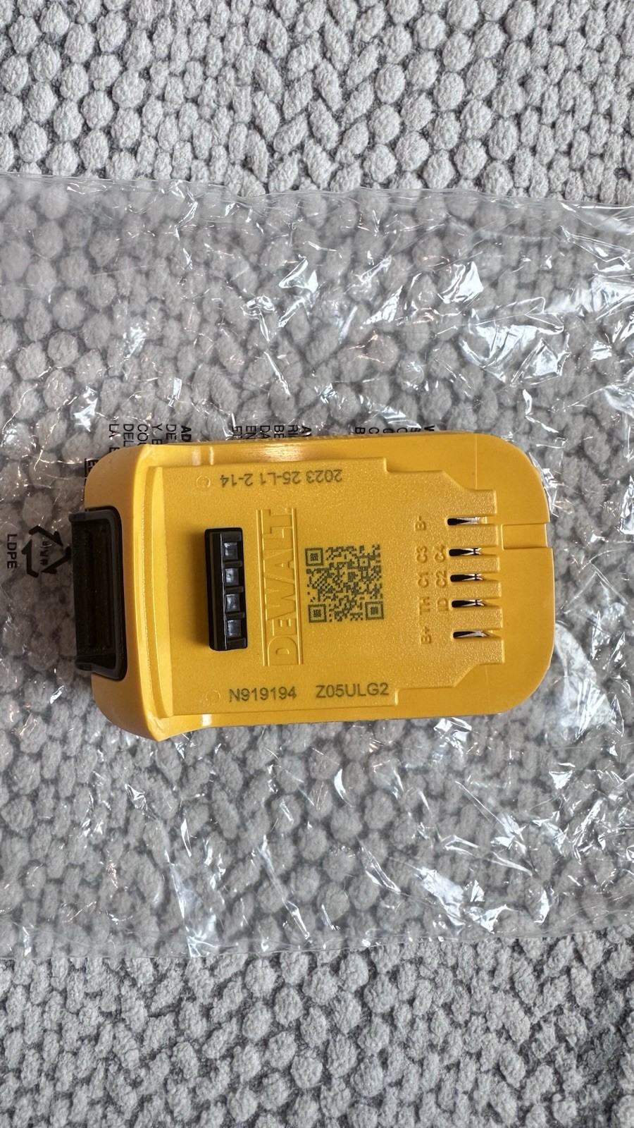 DEWALT XR POWERSTACK 20V Lithium-Ion Battery DCBP034 1.7Ah—NEW gallery