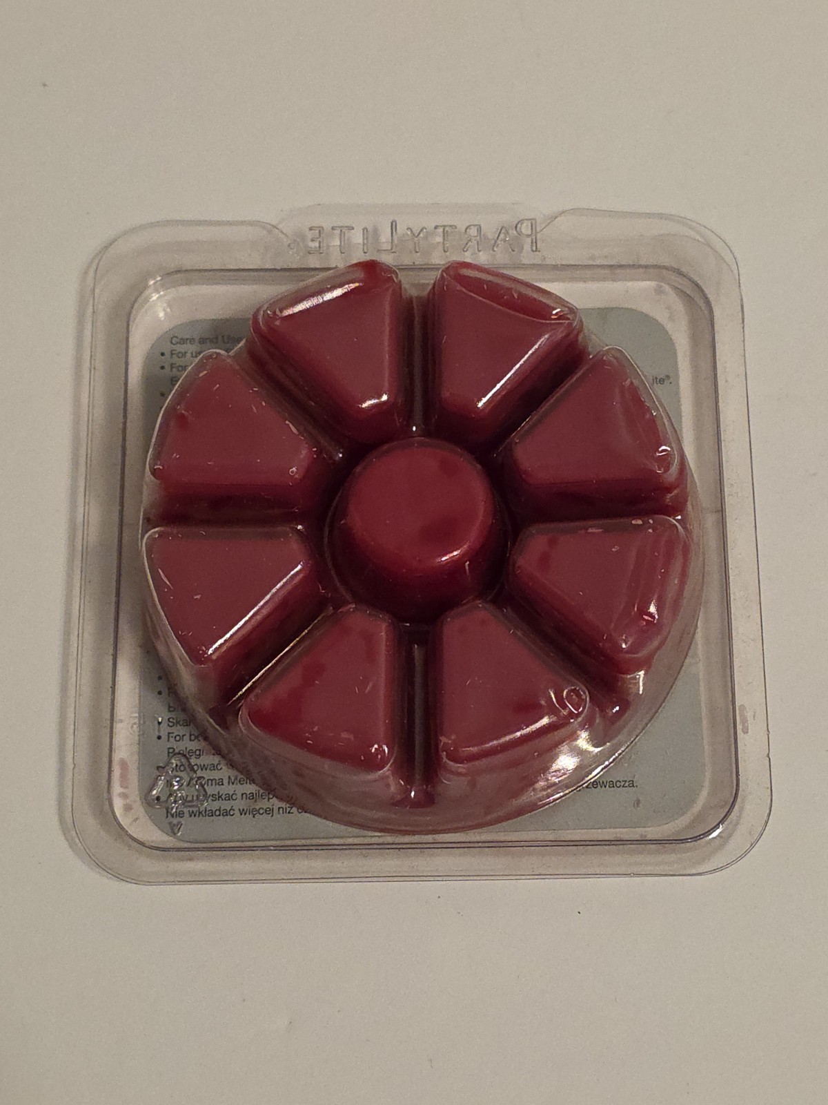 PartyLite ScentPlus Wax Melts SX299 Pomegranate & Cassis 3.2 oz Solid Red gallery