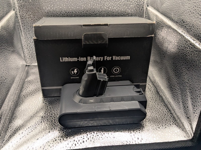 Replacement Dyson V6 Vacuum Battery 21.6V 4600mAh 99.36Wh Li-Ion Rechargeable gallery