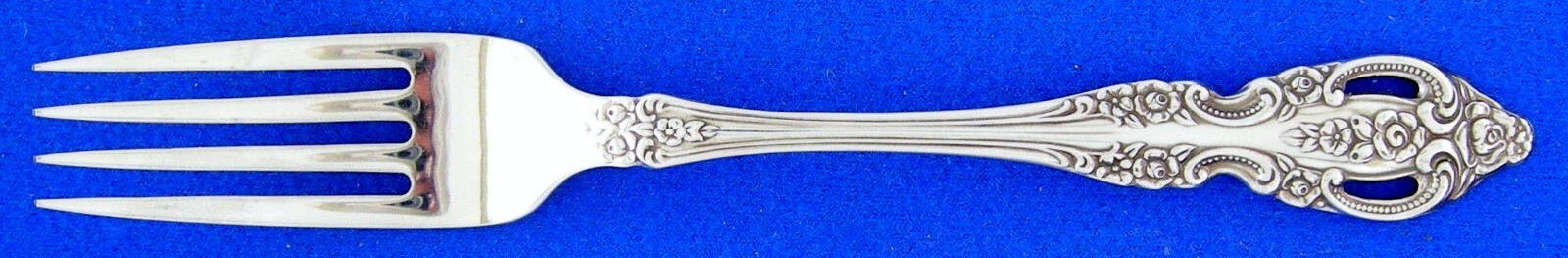 Oneida Renoir Dinner Fork 7 1/4" Pierced Stainless Flatware Silverware gallery
