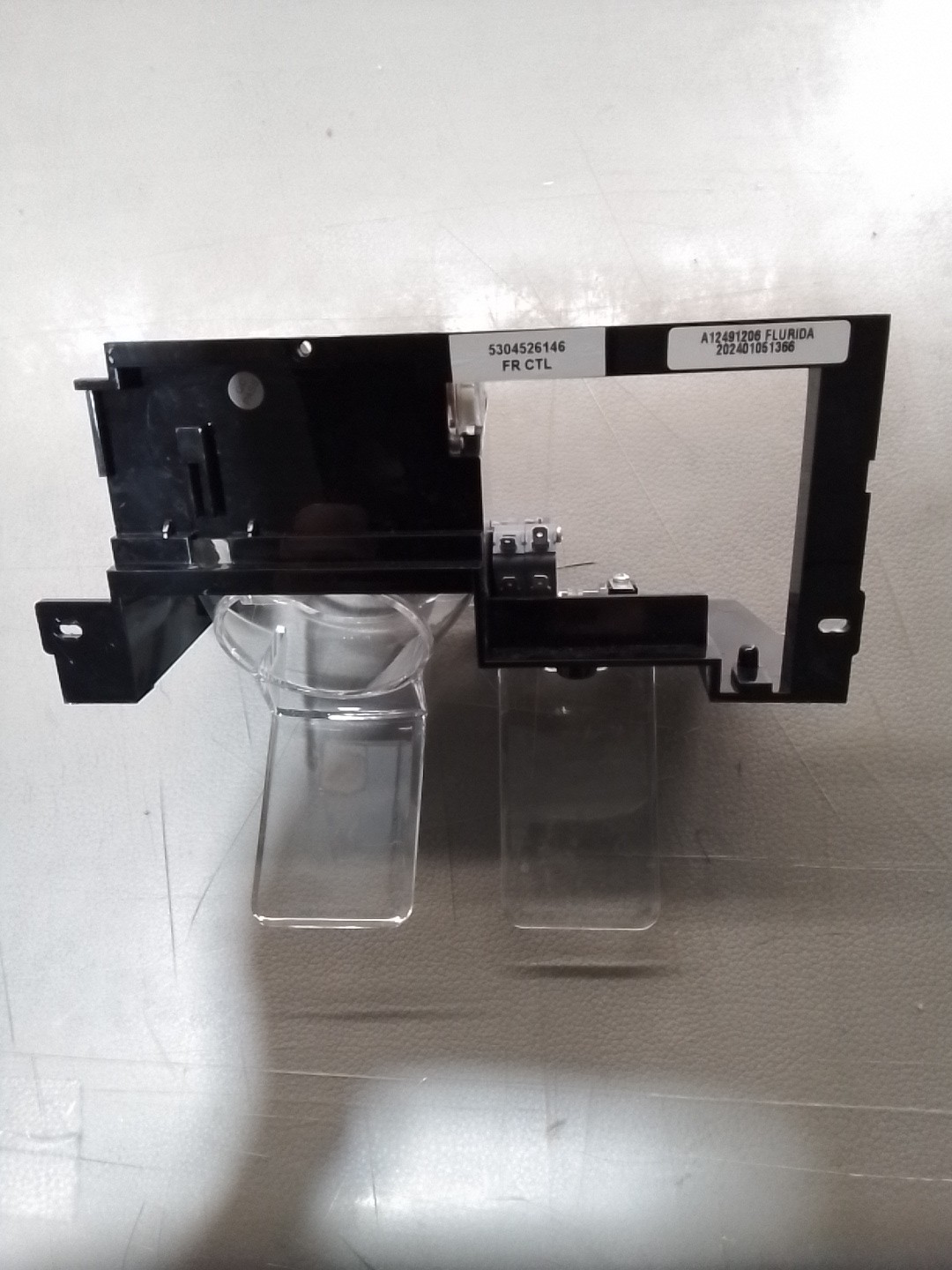 Frigidaire Refrigerator Ice Dispenser Module PN: 5304526146 gallery
