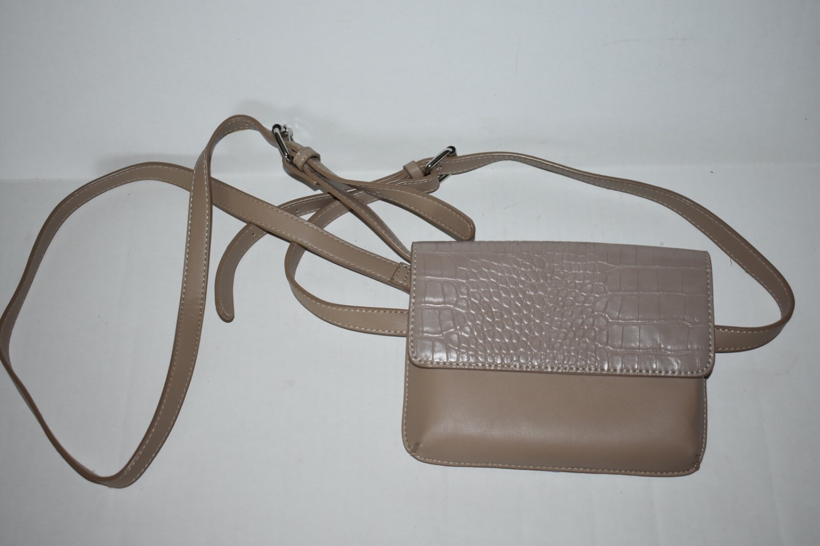 HUSER Fanny Pack/Crossbody convertable purse