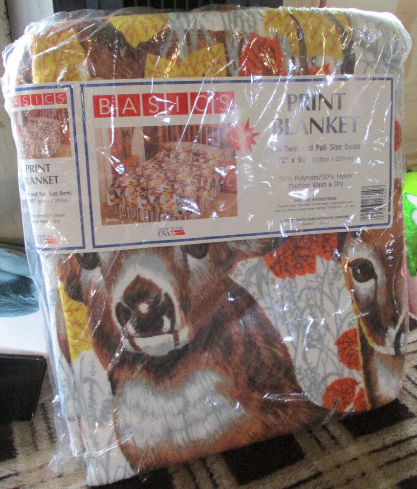 Basics Deer print Blanket Polyester/Nylon 72"x90” Twin/Full Made in USA NEW VTG