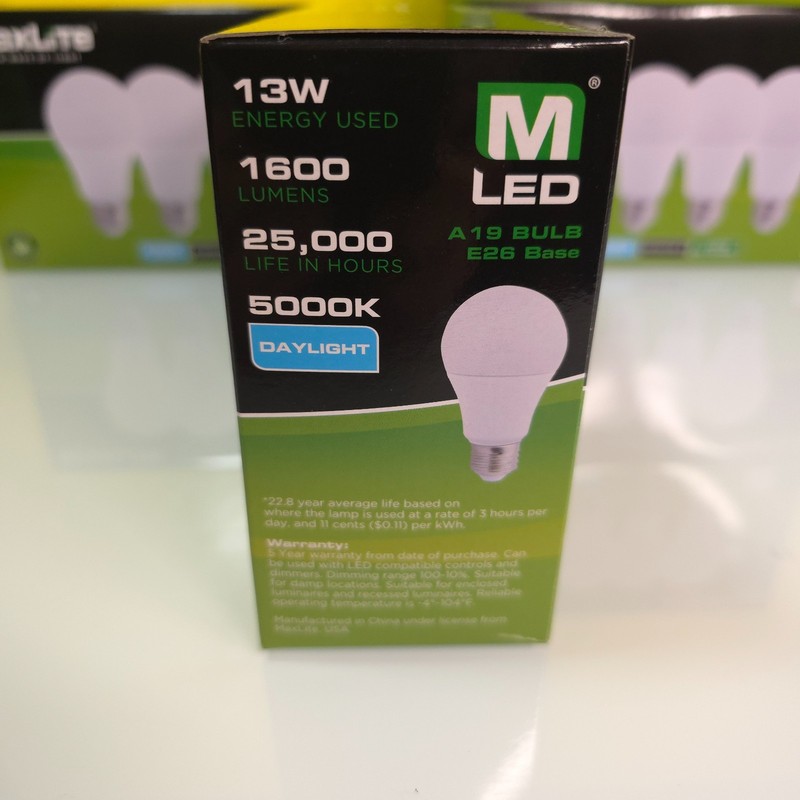 16 Pack Maxlite 100 Watt Equivalent 13W LED Bulbs A19 Cool Daylight 5000K Light gallery