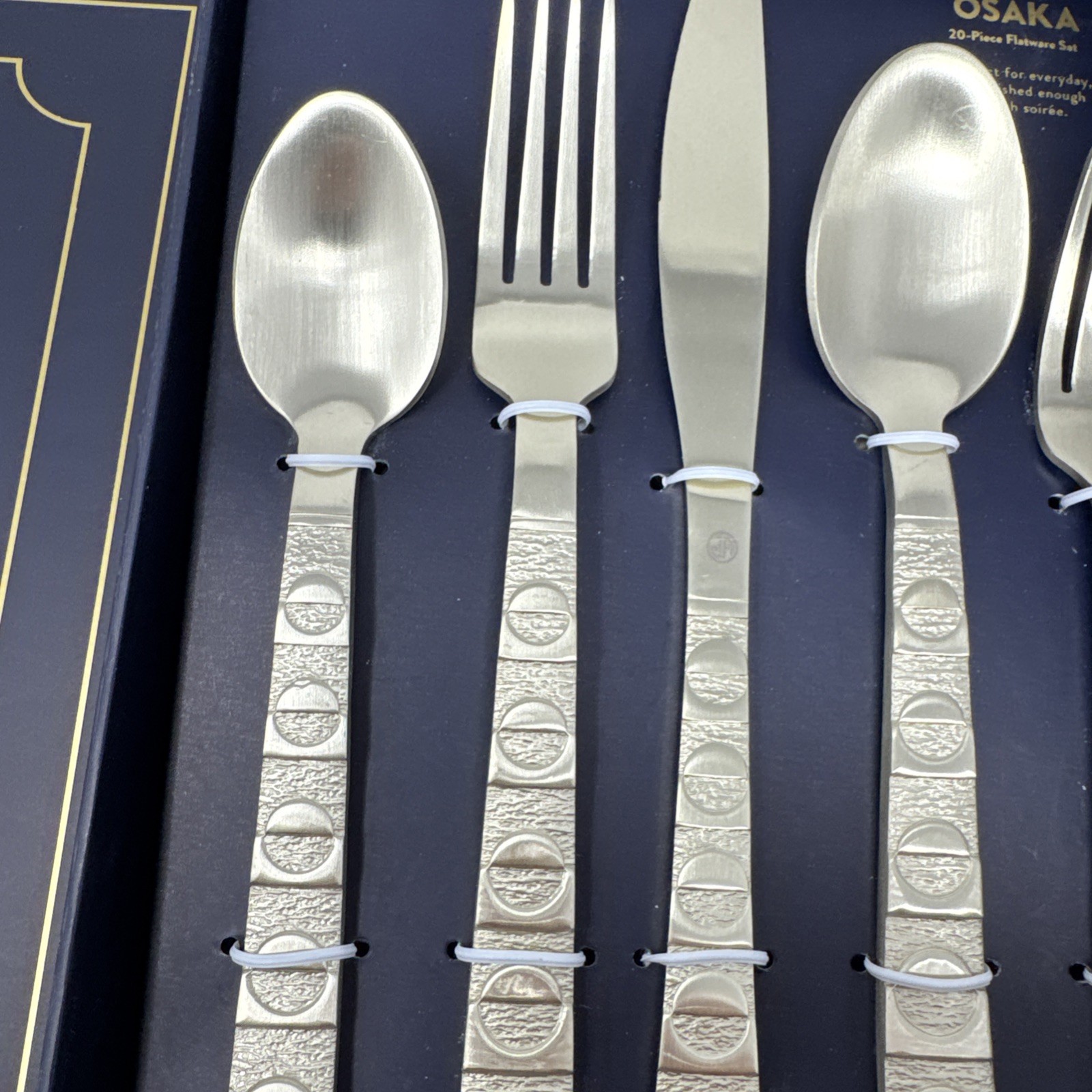 BRAND NEW 20 PIECE 4 Place Setting Jonathan Adler OSAKA Gold Flatware gallery
