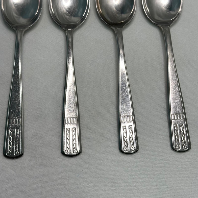 Providence ELEGANCE Stainless Flatware Lot of 4 Oval Place Spoons 7 3/8" Vintage gallery
